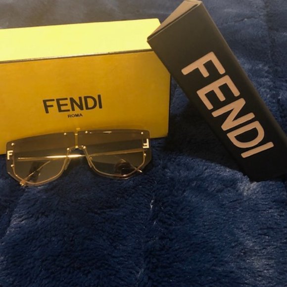Luxury Fendi Brand Sunglasses Brand New/never worn main image 4